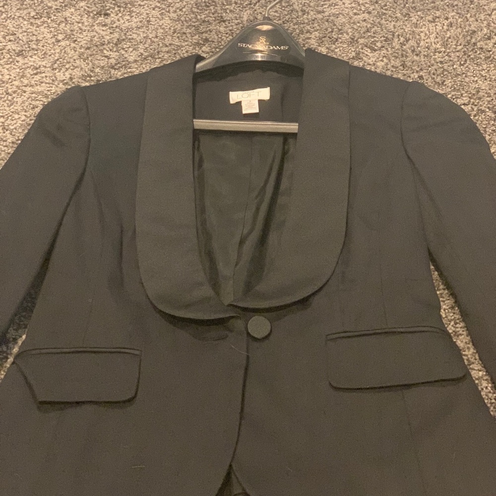 Ann Taylor Loft Black Blazer